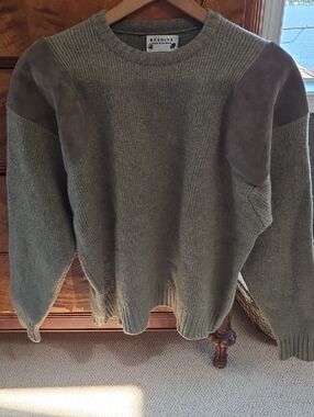 Brenire Scottish Wool Men's Olive Crewneck Sweater with Suede Elbow Patches